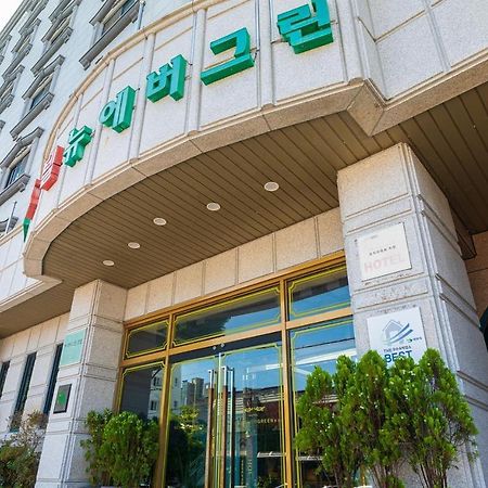 موكبو Hotel New Evergreen المظهر الخارجي الصورة