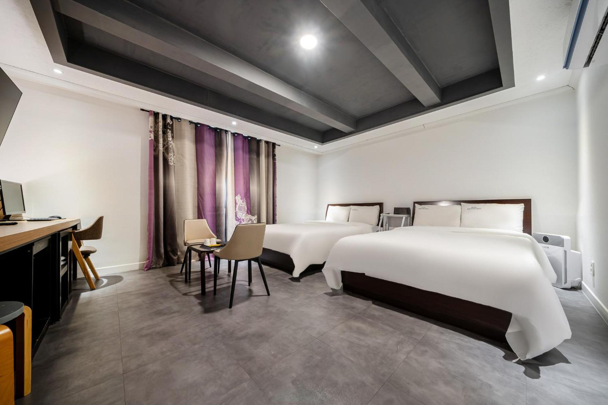 موكبو Hotel New Evergreen المظهر الخارجي الصورة