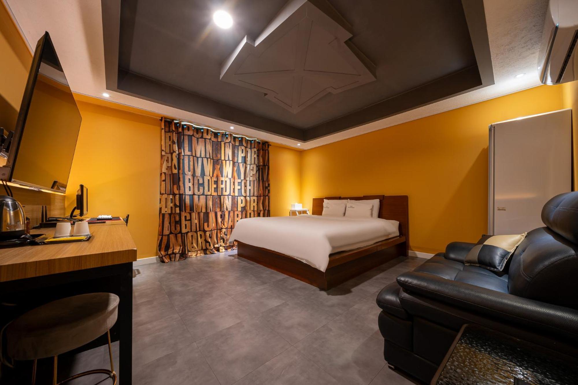 موكبو Hotel New Evergreen المظهر الخارجي الصورة