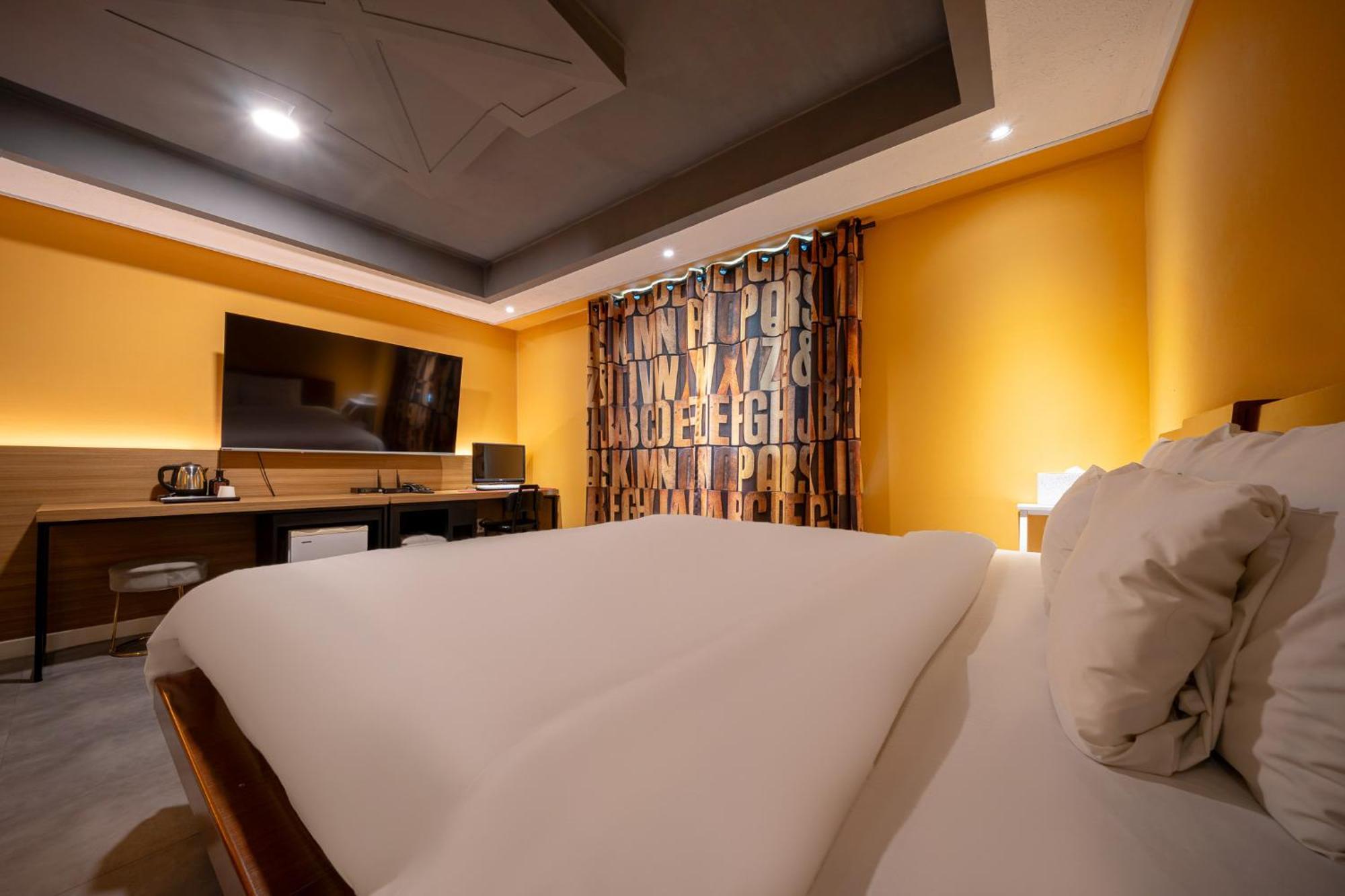 موكبو Hotel New Evergreen المظهر الخارجي الصورة