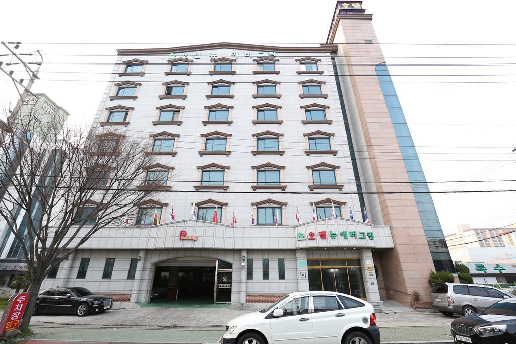 موكبو Hotel New Evergreen المظهر الخارجي الصورة