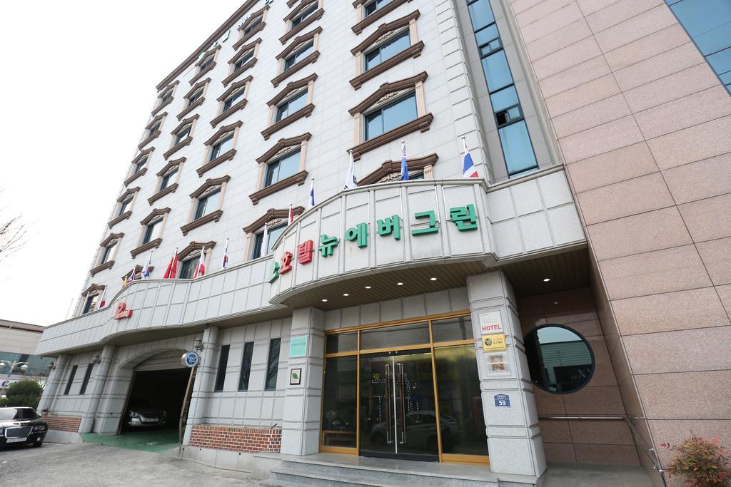 موكبو Hotel New Evergreen المظهر الخارجي الصورة