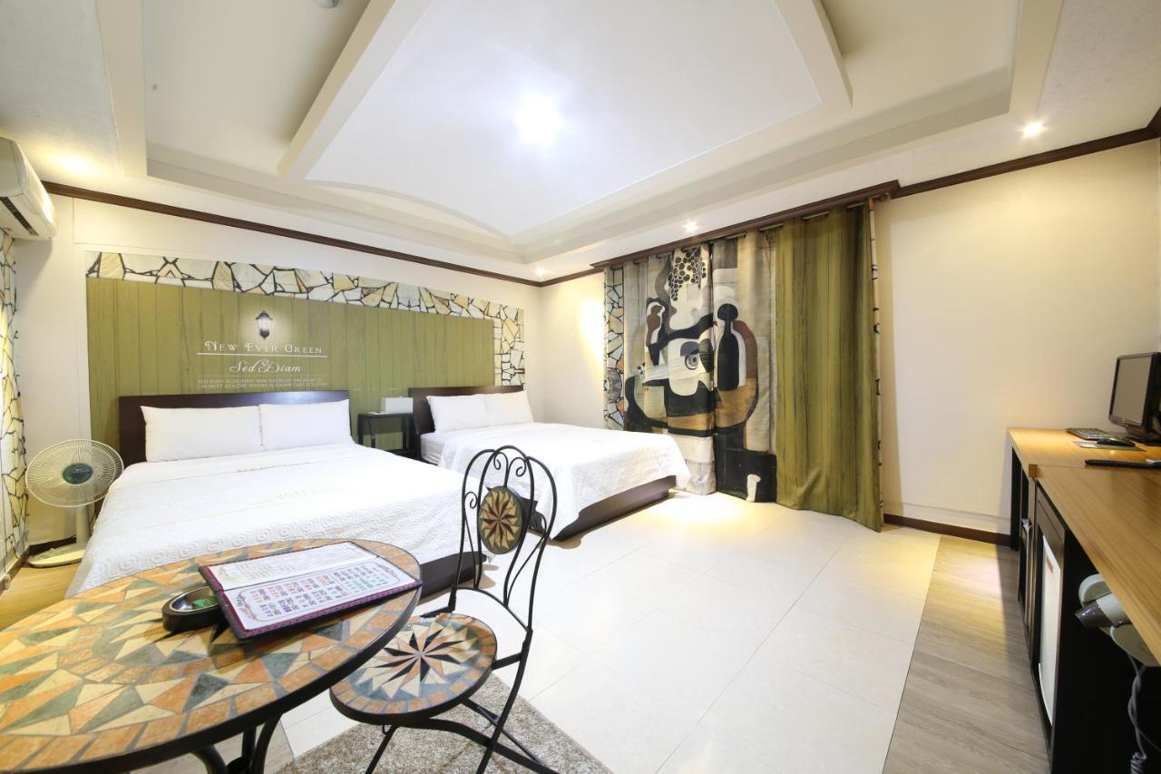 موكبو Hotel New Evergreen المظهر الخارجي الصورة